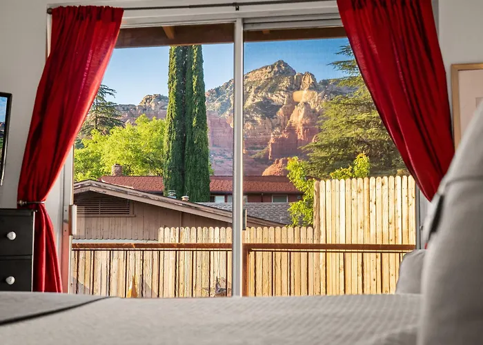 Dom wakacyjny Red Rock Retreat With 360 Panoramic Views & Steps To Uptown Shops Sedona